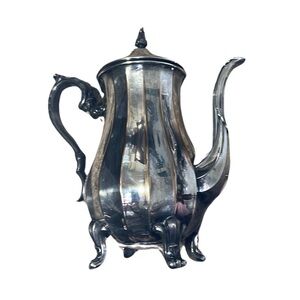 WM Rogers 1001 Vintage, Antique Silver Plated Teapot Coffee Pot Hinged Lid